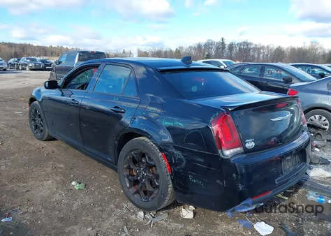 2015 Chrysler 300 300S из США, поврежденный, VIN 2C3CCAGG4FH831233